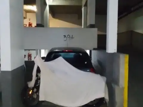 Cochera En Venta En Almagro 