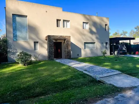 Casa en Alquiler en Presidente Derqui, USD 1.000