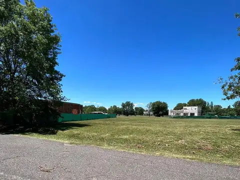 Terreno en Venta 46  mts Fondo