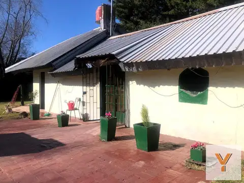 Quinta en venta - 4 Dormitorios 3 Baños - 160 mts2 - 9 De Julio