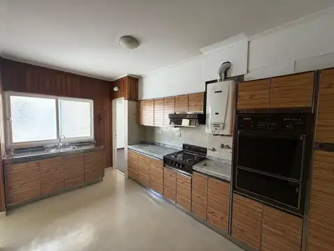 Departamento en Alquiler de 3 dormitorios