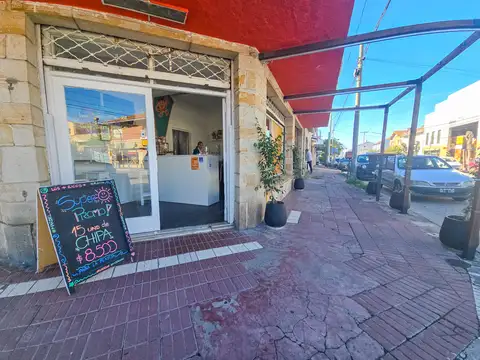 Casa 4 ambientes con 4 baños