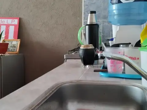 Depto Tipo Casa 3 ambientes con 1 baño