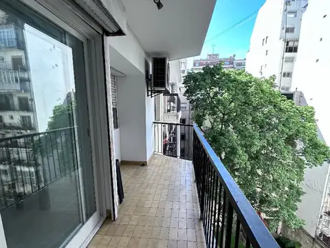 3 ambientes con cochera y dependencia