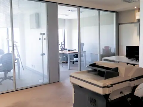 Oficina Monoambiente con 2 baños