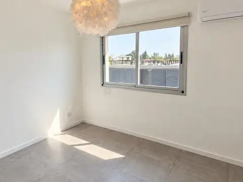 Departamento en Alquiler con 1 cocheras