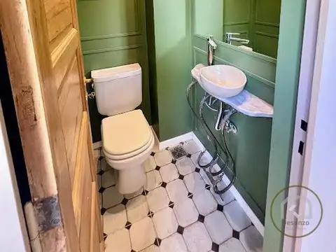 Casa 6 ambientes con 3 baños