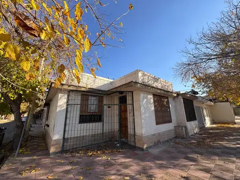 Casa en calle 25 de Mayo- Dorrego