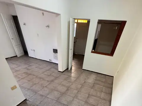 Casa en Alquiler en Dorrego, $ 650.000