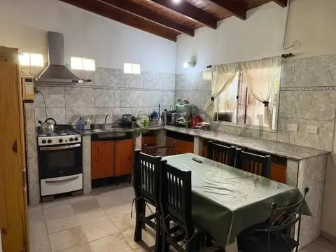 Virrey Cisneros 9400, Piso 0