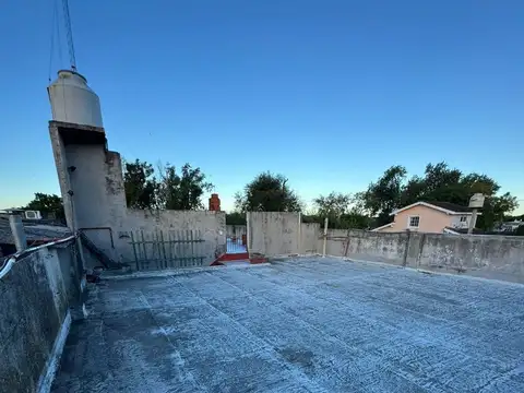 Depto Tipo Casa en Venta en Villa Adelina, USD 53.000