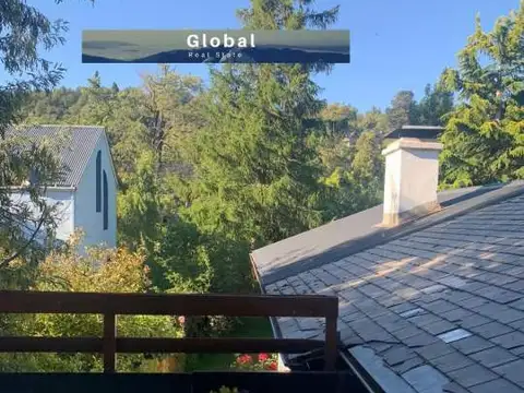 Casa 8 ambientes con 5 baños