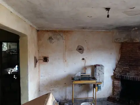 SE VENDE  INMUEBLE DE 1.428 MT2 (34 MTS DE FRENTE X 42 MTS