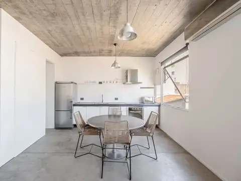 Depto Tipo Casa 2 ambientes con 1 baño