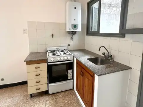 Departamento 3 ambientes con 1 baño