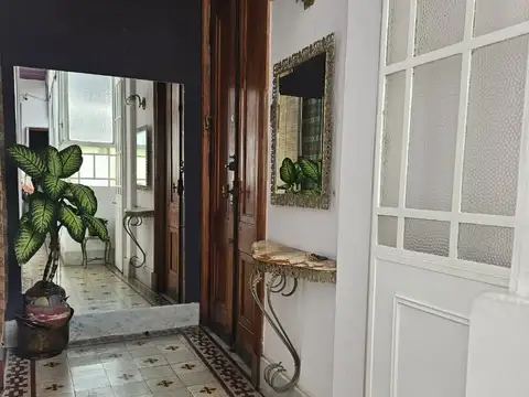 San Jose 1100, Piso 2