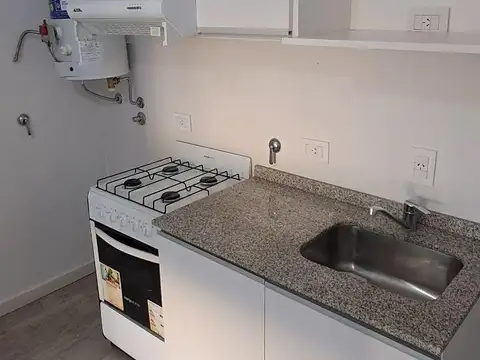 Departamento en Alquiler en Abasto, $ 300.000