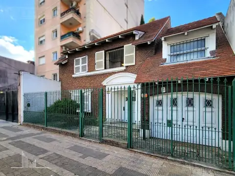 Casa en venta 6 amb con jardin y pileta