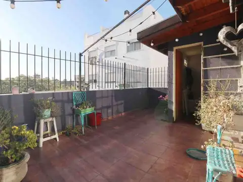 Depto Tipo Casa en Venta de 4 ambientes