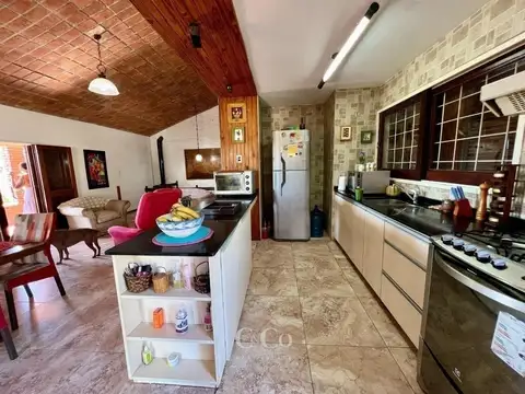 Casa en Venta en Sol Y Río, USD 160.000
