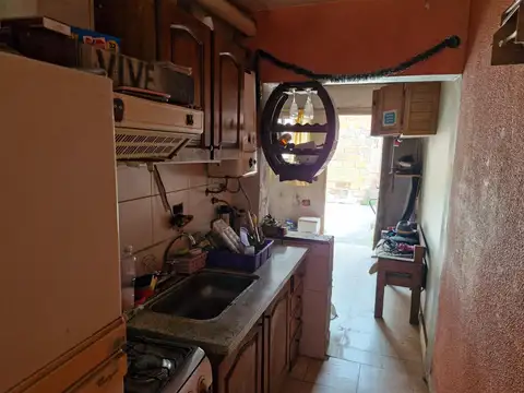 Depto Tipo Casa 2 ambientes con 1 baño