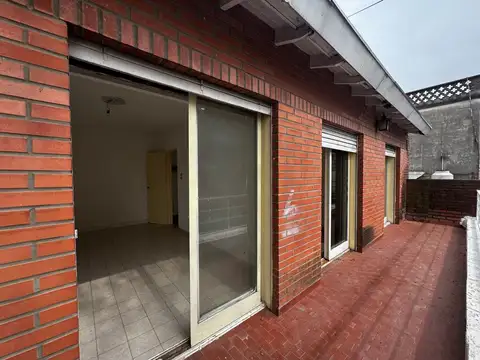 Depto Tipo Casa en Venta de 7 ambientes