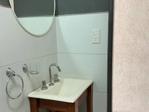 Depto Tipo Casa en Alquiler al Este