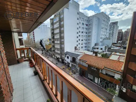 Departamento 4 ambientes con 3 baños