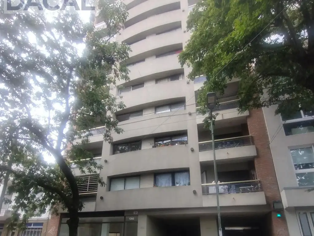 5 nº 1368 e/ 60 y 61 Dpto 1A