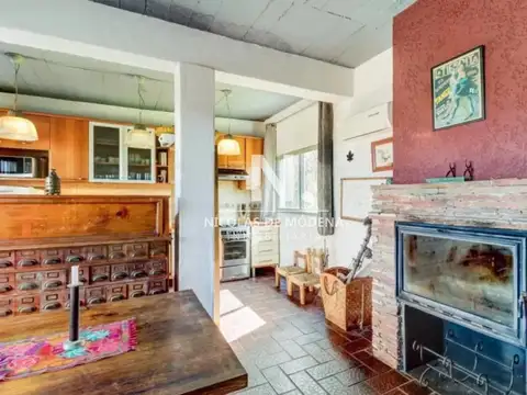 Casa 5 ambientes con 2 baños