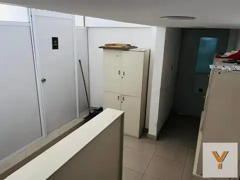 Oficina en Alquiler - 3 ambientes 1 baño - Congreso