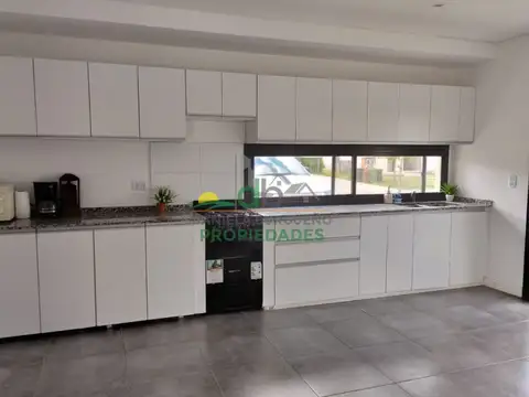 Casa en Venta en Puertos - Acacias, USD 255.000