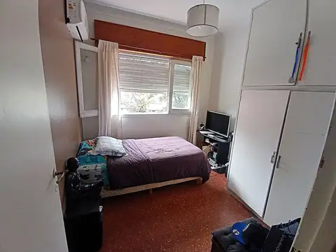 Depto Tipo Casa 5 ambientes con 2 baños