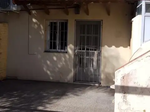 Casa 6 ambientes con 3 baños