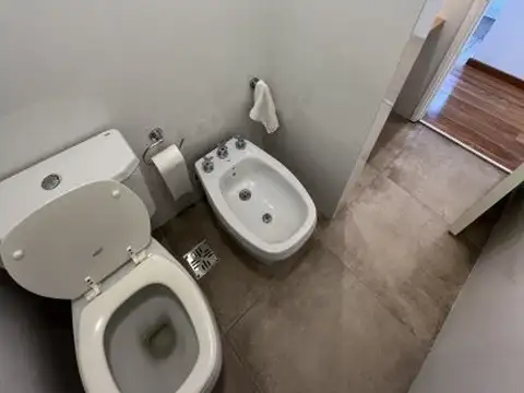 Departamento 5 ambientes con 3 baños