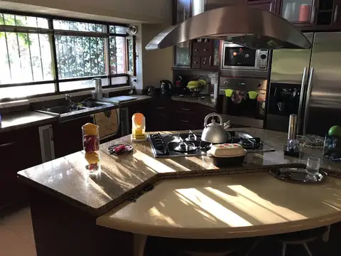 Casa en Venta al Oeste