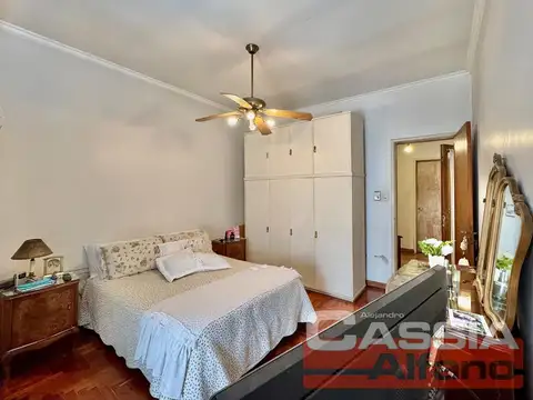 Depto Tipo Casa en Venta con 1 cocheras