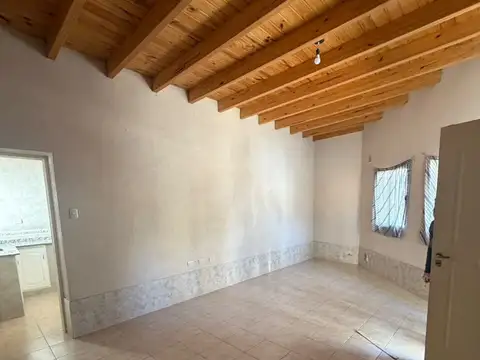 Casa en Venta en Mendoza, USD 85.000