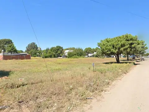 El Cano e/ Hernández y Hernandarias