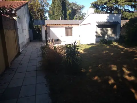 Depto Tipo Casa en Alquiler de 3 ambientes