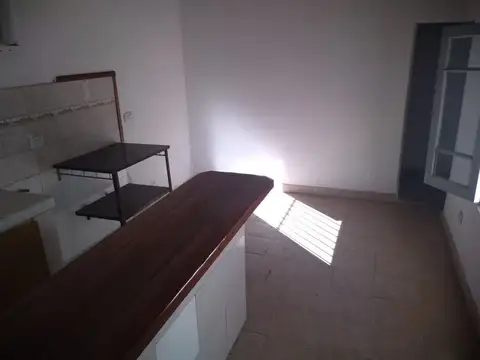 Depto Tipo Casa en Alquiler en San Miguel, $ 690.000