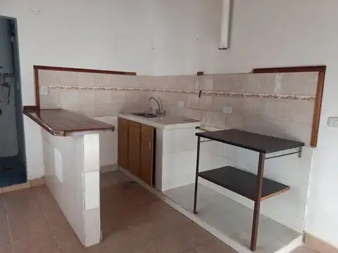 Depto Tipo Casa 3 ambientes con 1 baño