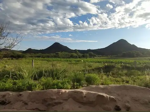 Chacra de 1 Ha en Nono, Metros del Río con Vistas Únicas