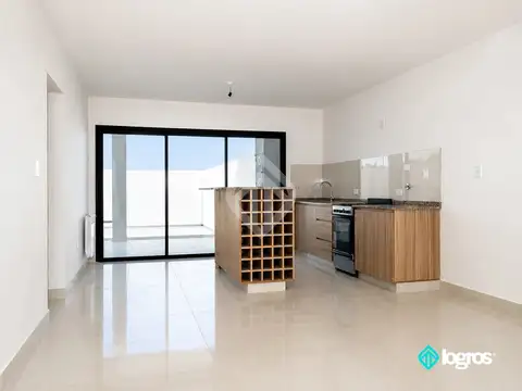 Casa 4 ambientes con 2 baños