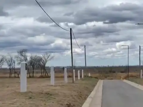 TERRENO EN DOCTA CENTRAL - A METROS DE LA ESCUELA