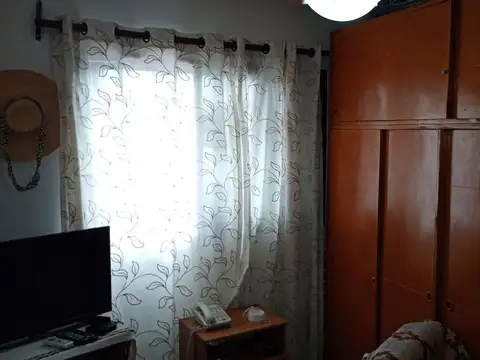 Depto Tipo Casa 4 ambientes con 1 baño