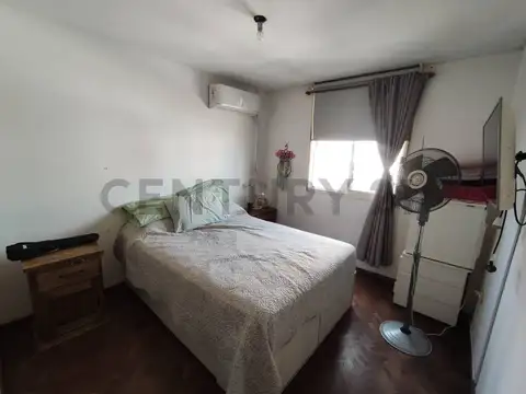 Departamento 3 dormitorios en barrio Lourdes - VENTA