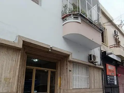 Paso y San Luis- Balvanera- Departamento 2 ambientes Amoblado!