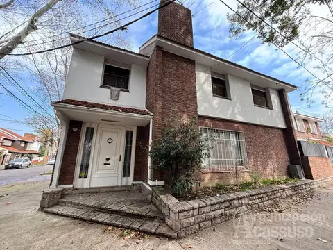 Excelente Casa en venta en martinez