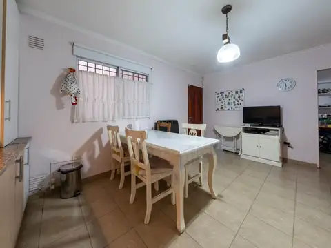 Depto Tipo Casa en Venta con 1 cocheras